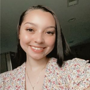 Meet your Posher, Maey